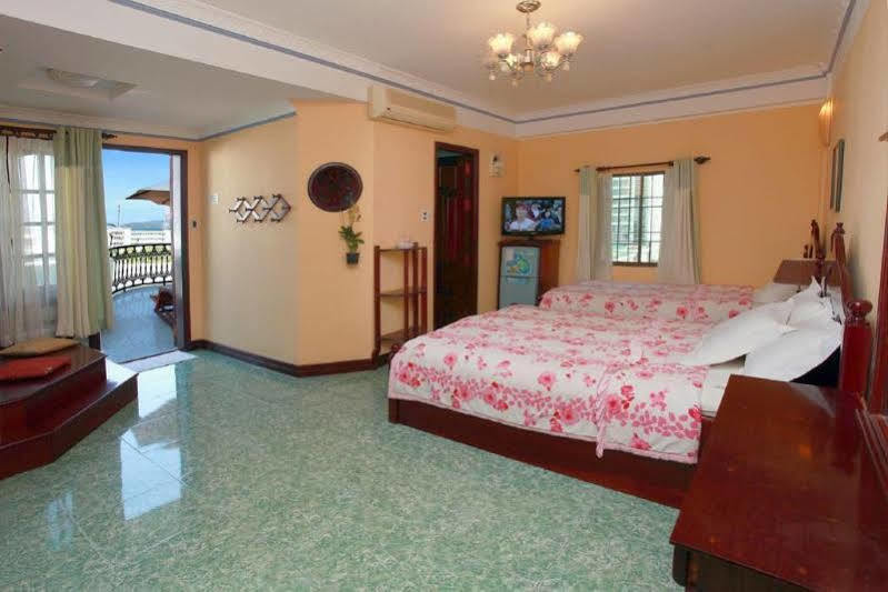 La Suisse Hotel На Транг Екстериор снимка